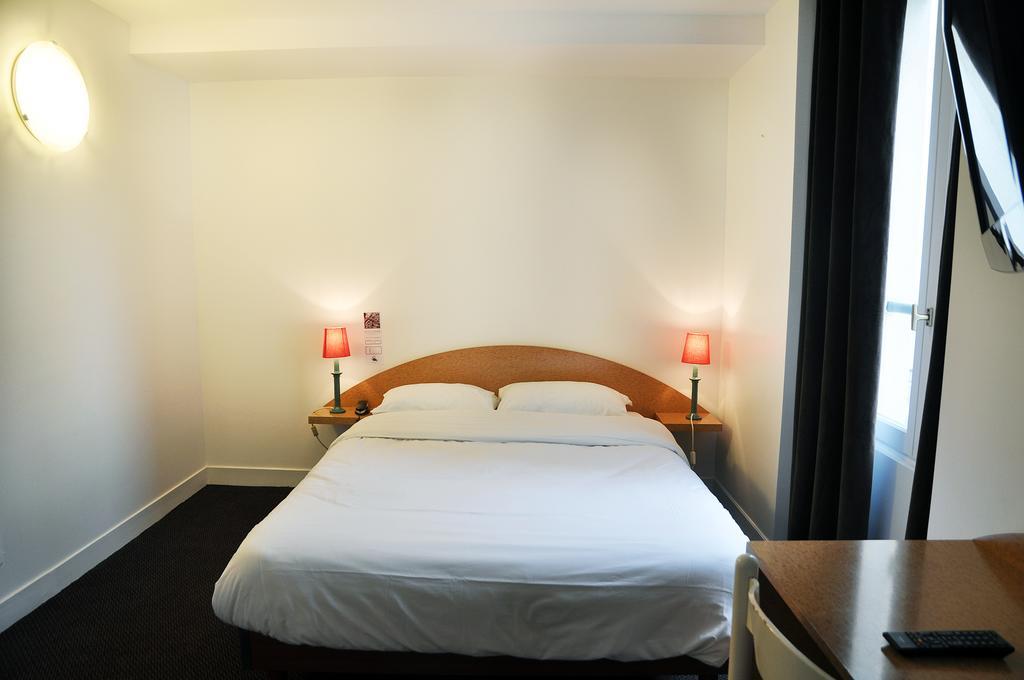 Hotel De La Tour Paris Ruang foto